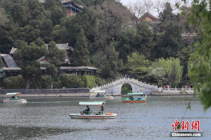 北京多个景区恢复开放部分景点管控措施未放7.jpg
