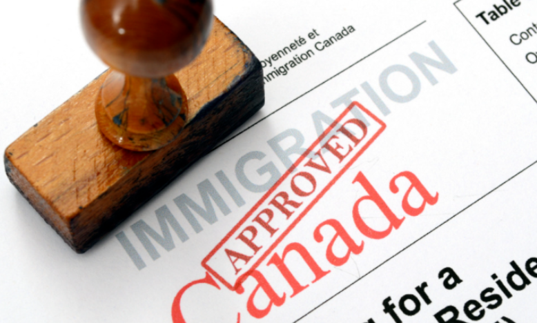 加拿大移民抽签规则改变狂送枫叶卡